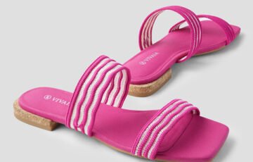 Square-Toe Slide Sandal (1)