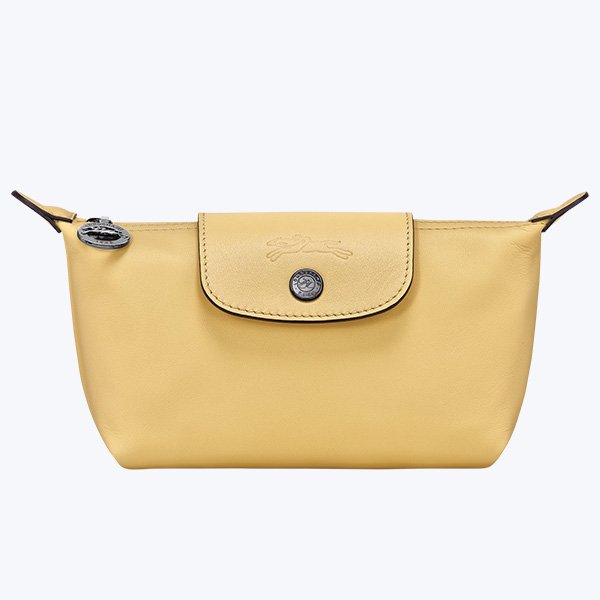Le Pliage Xtra Pouch Wheat Leather 1