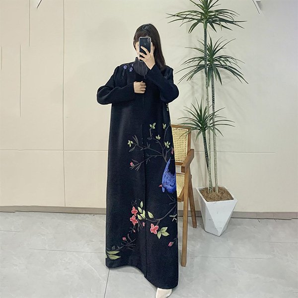 Pleated Print Lace up Loose Shawl Robe 57