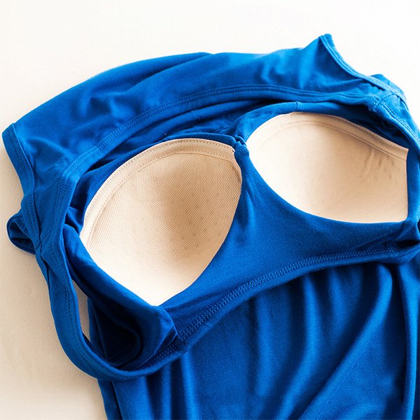 Padded camisole with modal fabric and underwire built-in bra pads