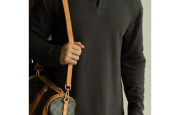 Mens V-Neck Long Sleeve Base Shirt (1)