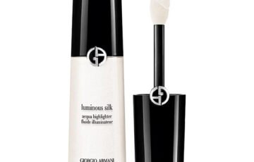 Armani Luminous Silk Highlighter (1)