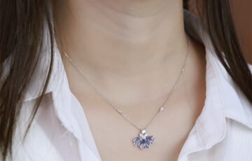 S925 Silver Blue Iris Enamel Necklace (1)
