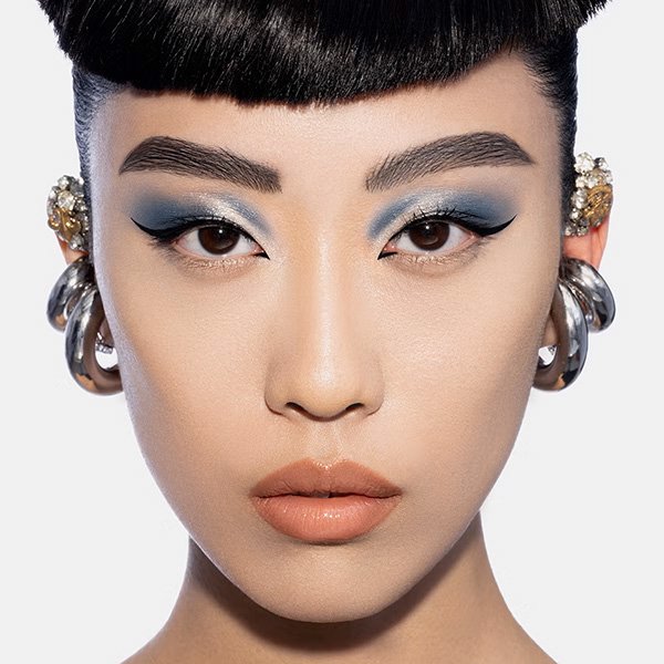 Natasha Denona Xenon Eyeshadow Palette (13)