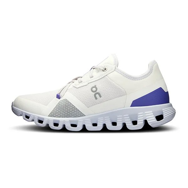 White Sneakers - Cloud X 3 AD Undyed | On Running