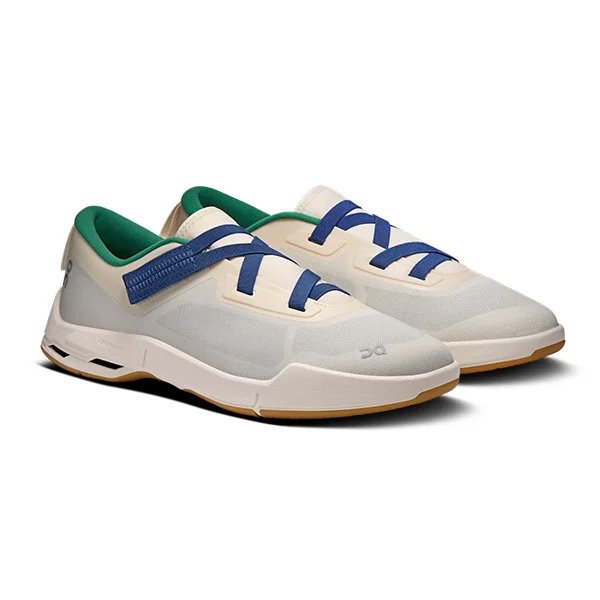 Zendaya Sneakers - On Cloudnova Moon Dew/Spruce